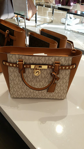 Fashion Accessories Store «Michael Kors», reviews and photos, 8155 Arroyo Cir #15, Gilroy, CA 95020, USA