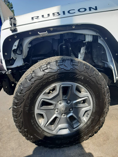 Acura Dealer «DCH Tustin Acura», reviews and photos, 9 Auto Center Dr, Tustin, CA 92782, USA