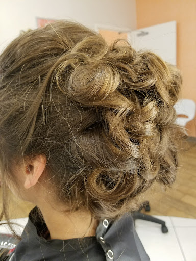 Hair Salon «Ulta Beauty», reviews and photos, 1600 A Lake Woodlands Dr, The Woodlands, TX 77380, USA