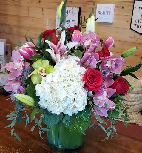 Florist «Mums the Word-A Florist», reviews and photos, 1175 N Berkeley Ave, Fullerton, CA 92832, USA