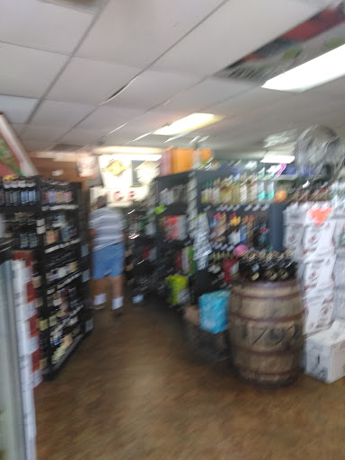 Liquor Store «Liquors Of Tarpon», reviews and photos, 604 S Pinellas Ave, Tarpon Springs, FL 34689, USA