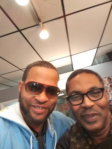  «Kold Kuts Barber Shop», reviews and photos, 15179 E Colfax Ave, Aurora, CO 80011, USA