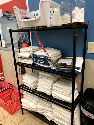 Pet Store «PetSaver Healthy Pet Superstore (Greece Location)», reviews and photos, 1596 W Ridge Rd, Rochester, NY 14615, USA