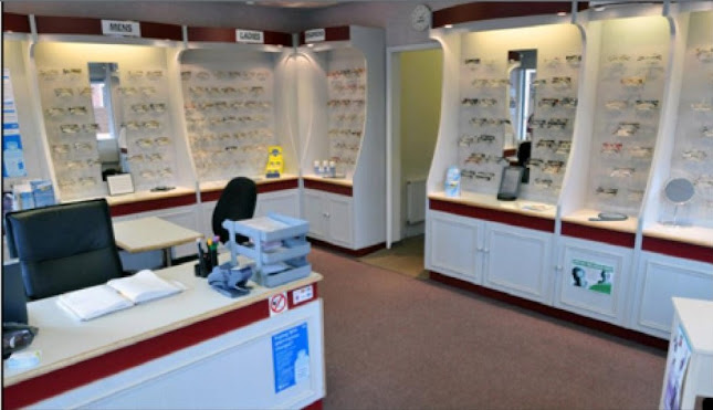 Rabin Opticians - Optician