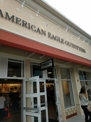 Clothing Store «AEO Factory Store», reviews and photos, 8200 Vineland Ave Suite 101, Orlando, FL 32821, USA