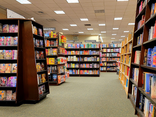 Book Store «Barnes & Noble Booksellers Sugarhouse», reviews and photos, 1104 E 2100 S, Salt Lake City, UT 84106, USA
