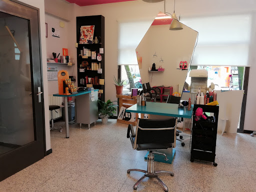 Perruqueria Iman, Anna Padrosa en Olot, Girona