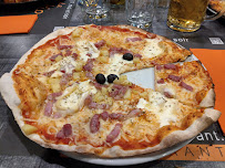 Pizza du Restaurant français La Taverne - Table de caractère - Boufféré à Montaigu-Vendée - n°5