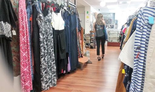 Thrift Store «Throw Back Thrift», reviews and photos, 1344 Easton Rd, Abington, PA 19001, USA