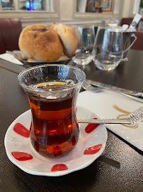 Thé turc du Restaurant turc Élysées Ottoman PERA à Paris - n°2
