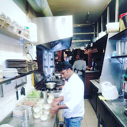 Photo n°17 de Le Daily Syrien à Paris ()