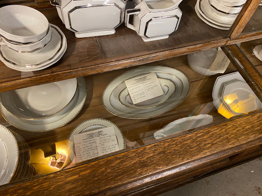 Grocery Store «Locally Grown Gardens», reviews and photos, 1050 E 54th St, Indianapolis, IN 46220, USA