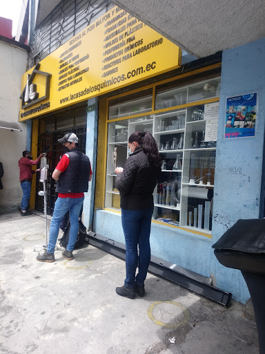 Sitios de venta de productos químicos en Quito