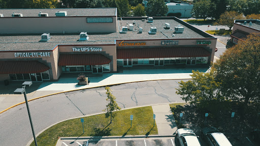 Shipping and Mailing Service «The UPS Store», reviews and photos, 7964 Brooklyn Blvd, Brooklyn Park, MN 55445, USA