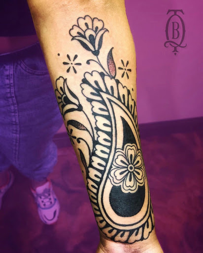 Explore aquarius tattoo ideas for men, creative tattoo ideas in Marietta, available at The Queen Bee Tattoo and Piercing Parlour