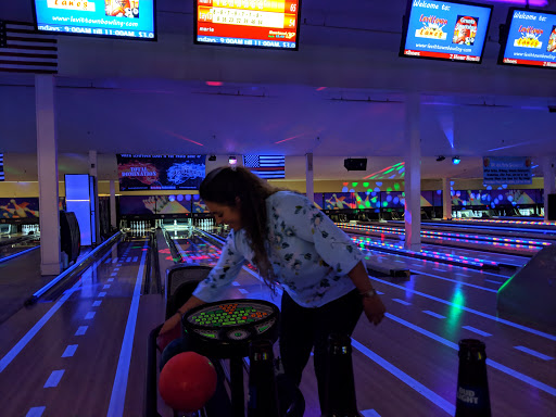 Bowling Alley «Levittown Lanes», reviews and photos, 56 Tanners Ln, Levittown, NY 11756, USA