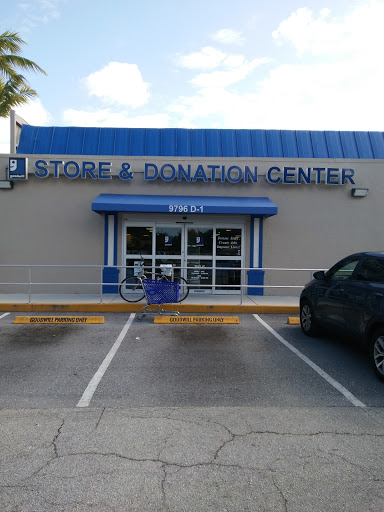 Thrift Store «Goodwill Boynton Beach Store & Donation Center», reviews and photos