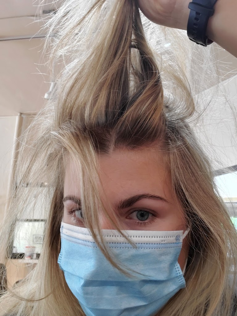 Pauline's Hair Salon 60093