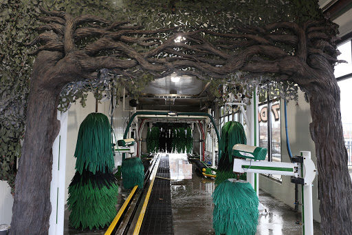 Car Wash «The Rainforest Car Wash», reviews and photos, 2888 Mayfield Rd, Cleveland Heights, OH 44118, USA