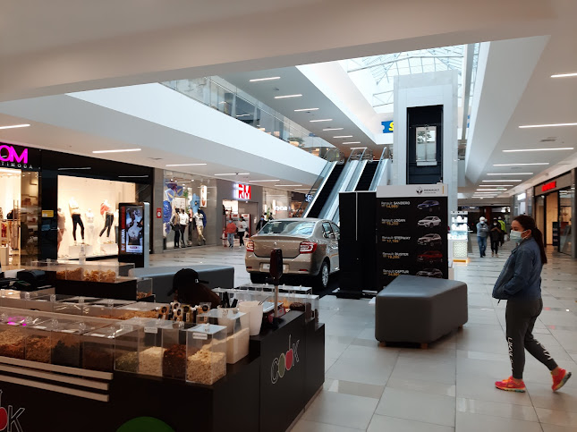 Opiniones de El Paseo Shopping Ambato en Ambato - Centro comercial