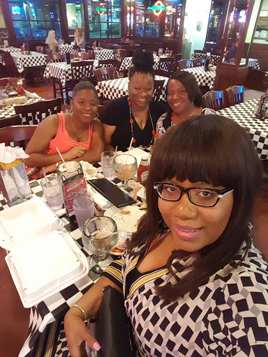 Shopping Mall «Acadian Village Shopping Center», reviews and photos, 3535 Perkins Rd, Baton Rouge, LA 70808, USA