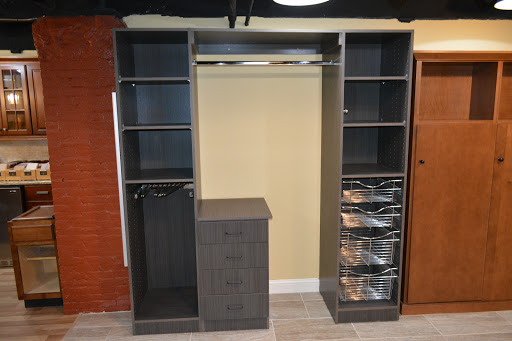 Home Improvement Store «Nashua Wallpaper & Paint», reviews and photos, 129 W Pearl St #1, Nashua, NH 03060, USA