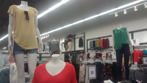 Clothing Store «Old Navy», reviews and photos, 49 W Hillsdale Blvd, San Mateo, CA 94403, USA