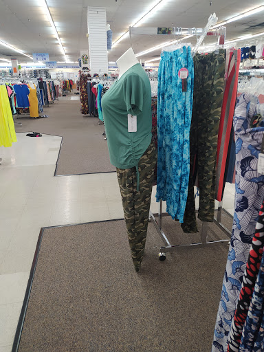 Shopping Mall «Great Western Shopping Center», reviews and photos, 240 N Wilson Rd, Columbus, OH 43204, USA