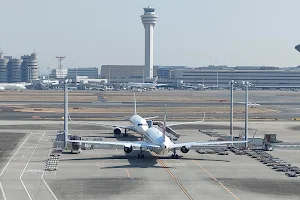 Haneda Airport Terminal 3 Observation Deck image