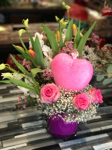 Florist «Stunning Arrangements», reviews and photos, 177 Main St, Little Ferry, NJ 07643, USA