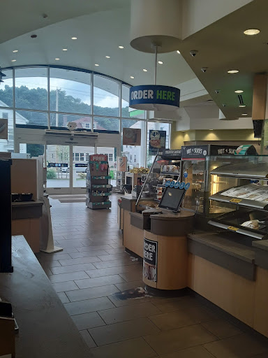 Gas Station «Cumberland Farms», reviews and photos, 823 Smithfield Ave, Lincoln, RI 02865, USA