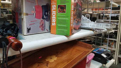 Thrift Store «Angel View Resale Store - Palm Desert», reviews and photos