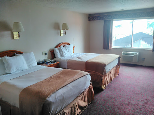 Hotel «Howard Johnson Closest to the Falls and Casino», reviews and photos, 454 Main St, Niagara Falls, NY 14301, USA