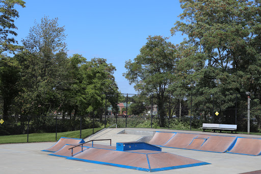 Clifton Park Skatepark image 9