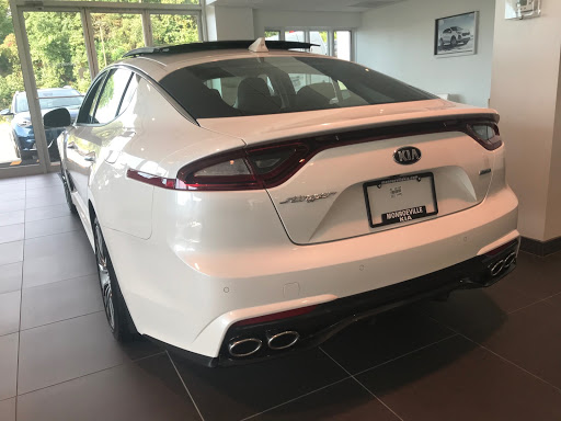 Kia Dealer «Monroeville Kia», reviews and photos, 3721 William Penn Hwy, Monroeville, PA 15146, USA