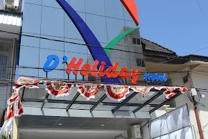 Hotel D'Holiday Makassar image