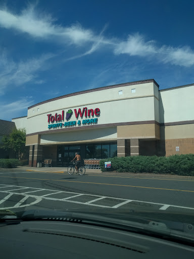 Wine Store «Total Wine & More», reviews and photos, 1480 Pleasant Valley Rd, Manchester, CT 06042, USA