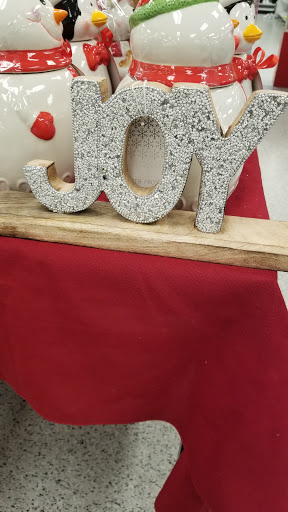 Clothing Store «Ross Dress for Less», reviews and photos, 1028 Glenbrook Way, Hendersonville, TN 37075, USA