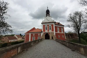 Savoia Castle image