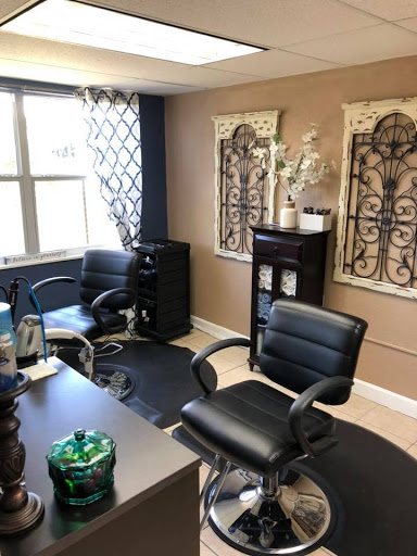 Beauty Salon «Bella Vie Hair Salon», reviews and photos, 430 Summerhaven Dr # 100, DeBary, FL 32713, USA