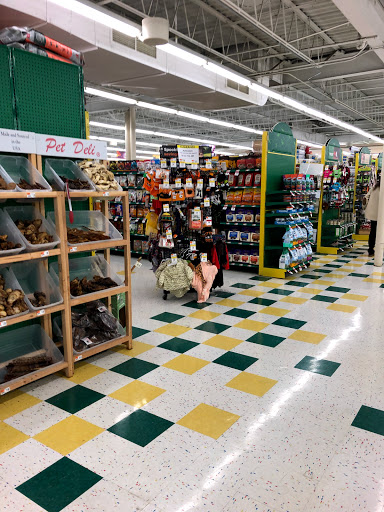 Pet Supply Store «Pet Supplies Plus», reviews and photos, 5092 Mayfield Rd, Lyndhurst, OH 44124, USA