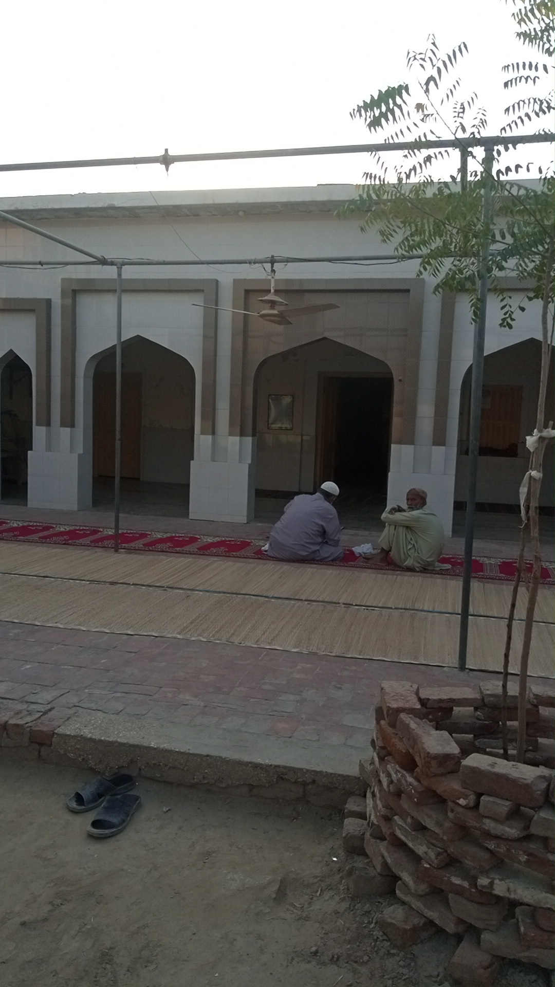 Jamia madnia masjid