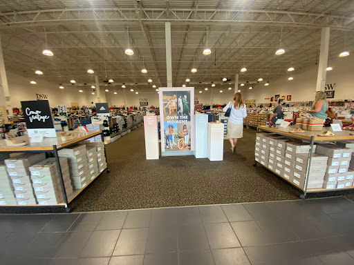 Shoe Store «DSW Designer Shoe Warehouse», reviews and photos, 375 E Altamonte Dr, Altamonte Springs, FL 32701, USA