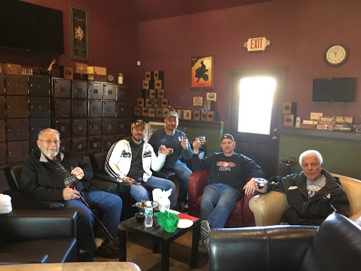 Cigar Shop «Up In Smoke Fine Cigars», reviews and photos, 91 Berlin Rd, Cromwell, CT 06416, USA
