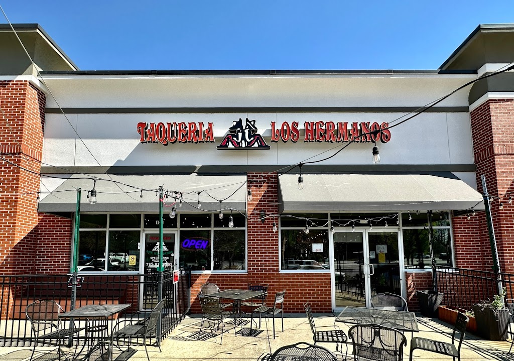 Taqueria Los Hermanos 30044