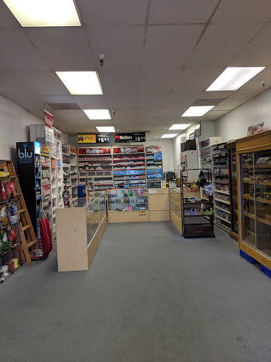 Tobacco Shop «Smoke For Less», reviews and photos, 1021 SW 1st Ave # A, Canby, OR 97013, USA