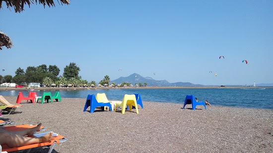 Raches faros beach