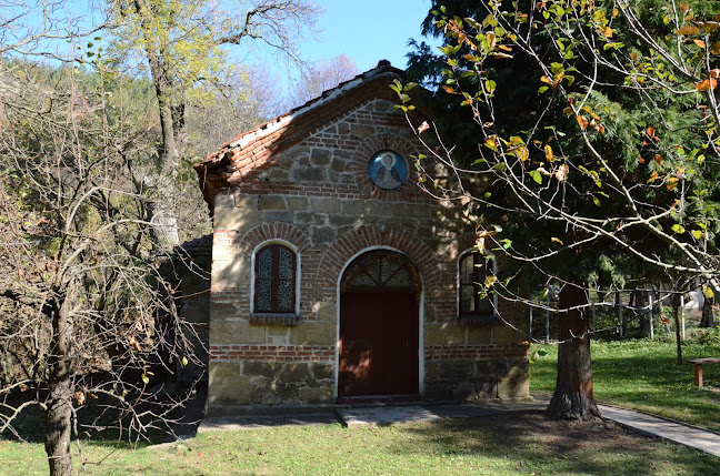 Отзиви за Манастир Свети Панталеймон в Перник - църква