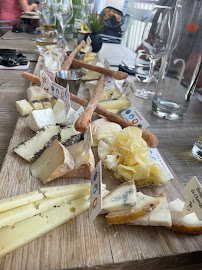 Fabrication du fromage du Restaurant La Fromagerie du Passage à Aix-en-Provence - n°15