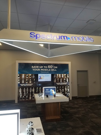 Cell Phone Store «Verizon», reviews and photos, 5094 N Montclair Plaza Ln, Montclair, CA 91763, USA